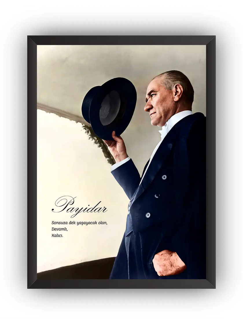 Atatürk Ebedi Lider Portresi Çerçeveli Poster